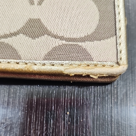 Coach Tan Signature Canvas Passport Holder with Pink & Yellow Logo - Picture 7 of 8